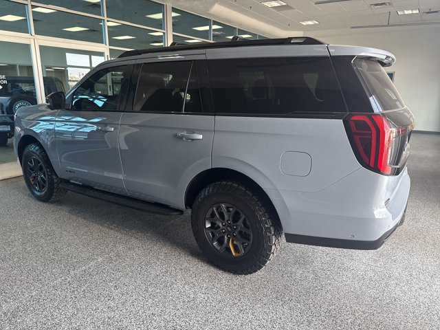 Certified 2025 Ford Expedition Tremor AWD/4WD image 4