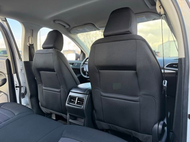 Certified 2021 Ford Edge SE image 31