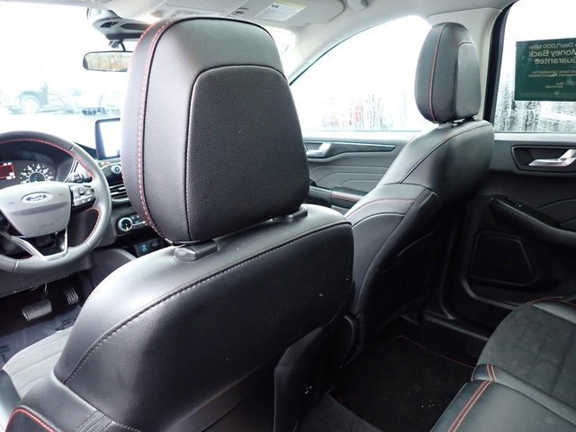 Certified 2022 Ford Escape SEL w/ SEL Stealth AWD Package image 18