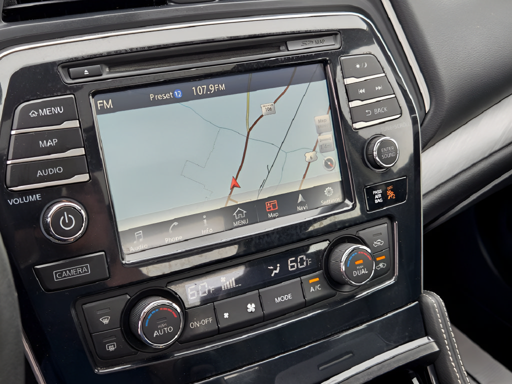 Used 2018 Nissan Maxima 3.5 SL FWD image 16