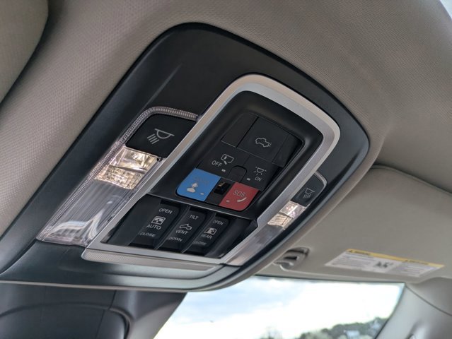 Used 2024 RAM 3500 Limited w/ Safety Group image 25