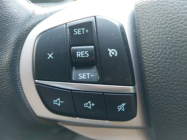 Certified 2022 Ford Explorer XLT w/ Equipment Group 202A AWD/4WD image 17