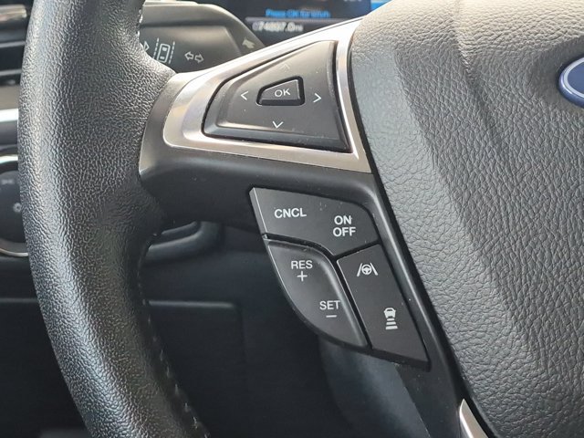 Certified 2020 Ford Edge Titanium FWD image 18