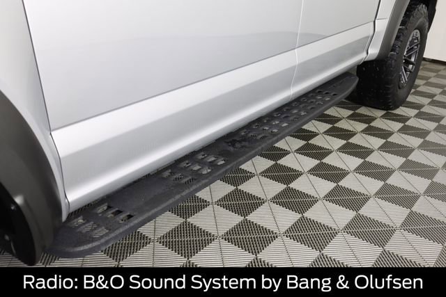 Certified 2019 Ford F150 Raptor w/ Equipment Group 802A Luxury image 18