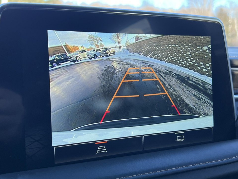 Used 2023 GMC Yukon XL AT4 image 33