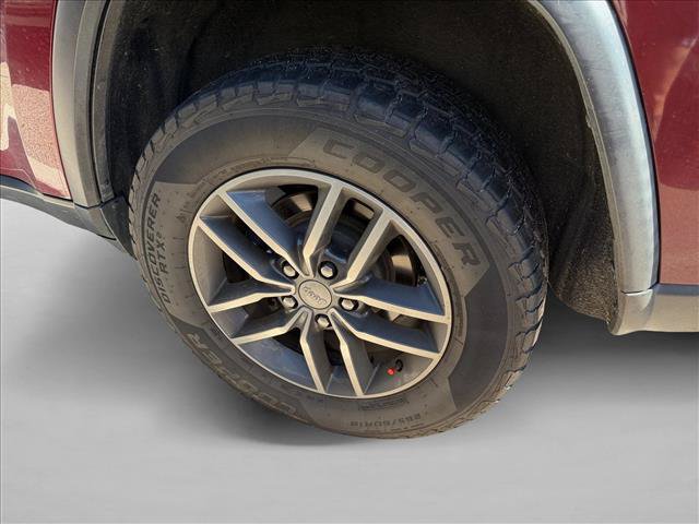 Used 2019 Jeep Grand Cherokee Limited AWD/4WD image 8