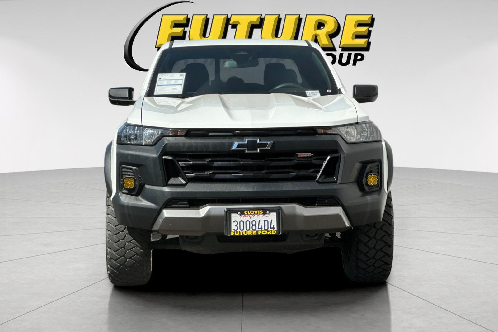 Used 2024 Chevrolet Colorado Trail Boss w/ Advanced Trailering Package AWD/4WD image 8