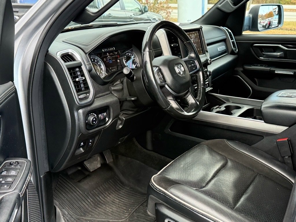Used 2021 RAM 1500 Laramie w/ Sport Appearance Package image 11
