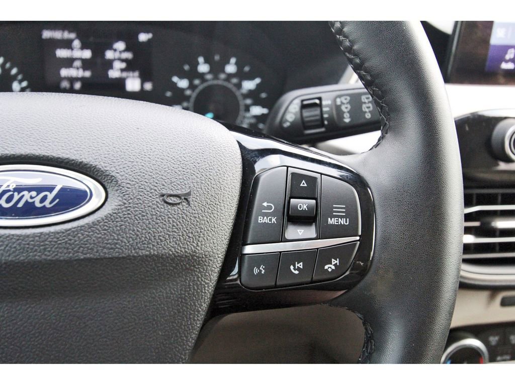 Certified 2022 Ford Escape SEL FWD image 24