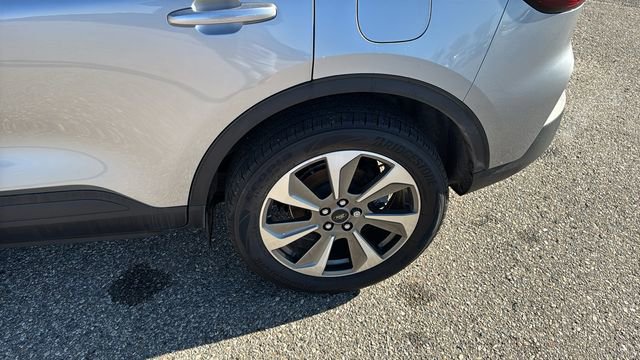 Certified 2023 Ford Escape Platinum image 28