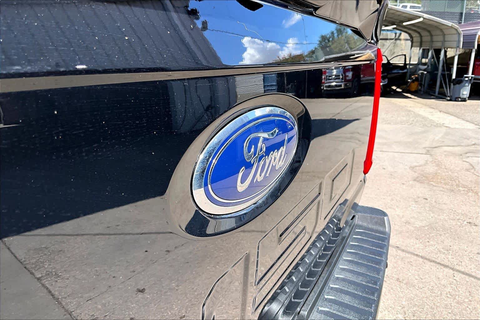 Certified 2023 Ford F150 Lariat w/ Equipment Group 502A High AWD/4WD image 31