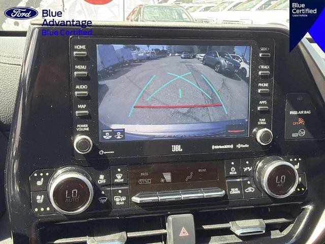 Used 2021 Toyota Highlander Limited FWD image 31