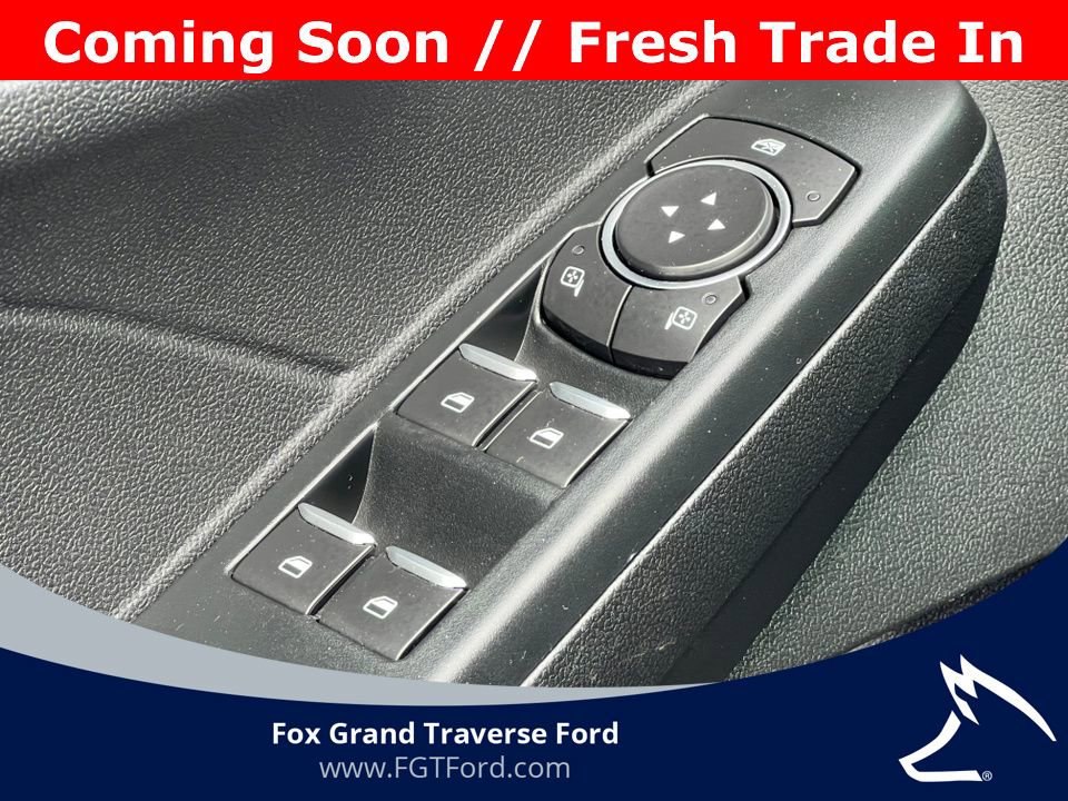 Certified 2022 Ford Escape SEL w/ SEL Stealth AWD Package image 16