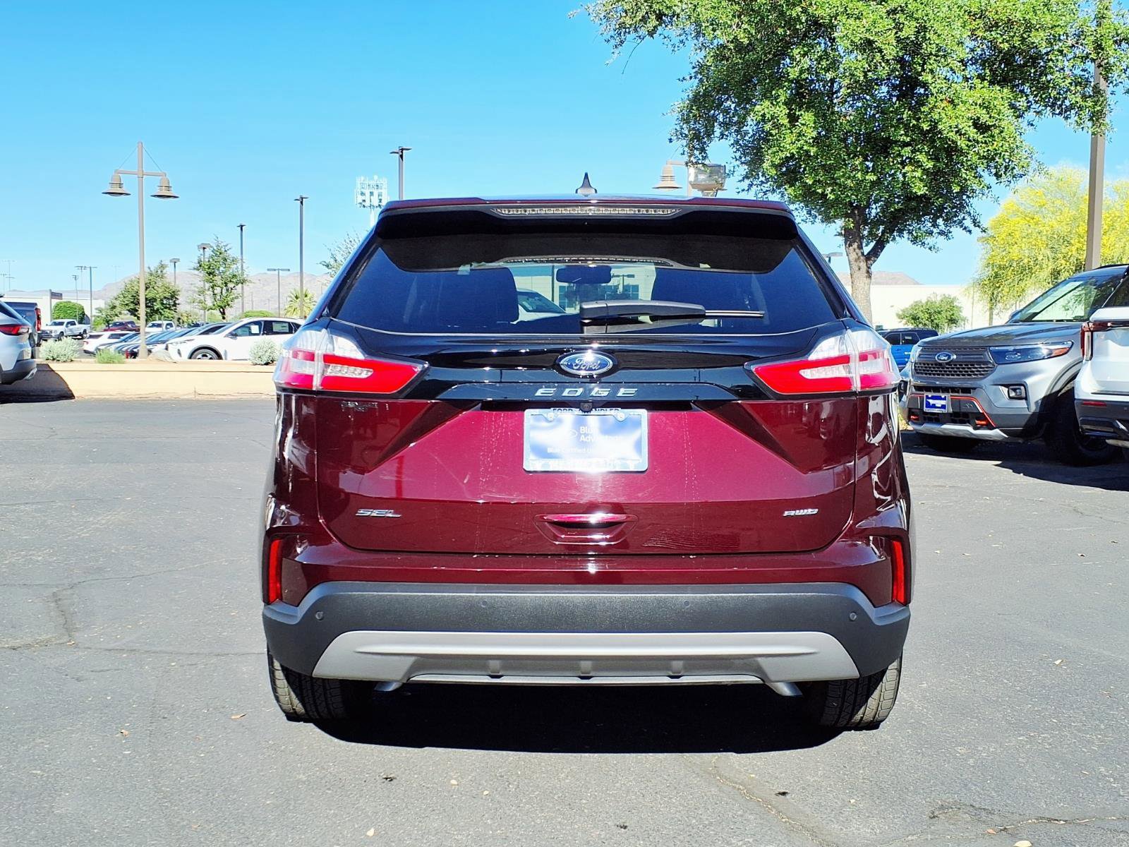 Certified 2024 Ford Edge SEL w/ Convenience Package image 3