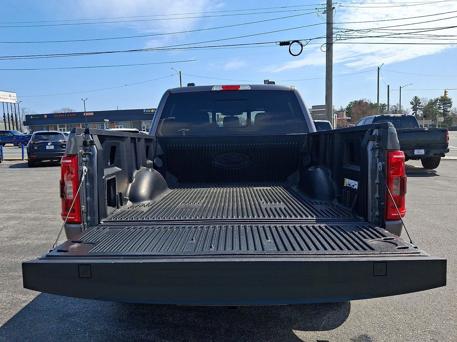 Certified 2022 Ford F150 XLT w/ Equipment Group 302A High image 29