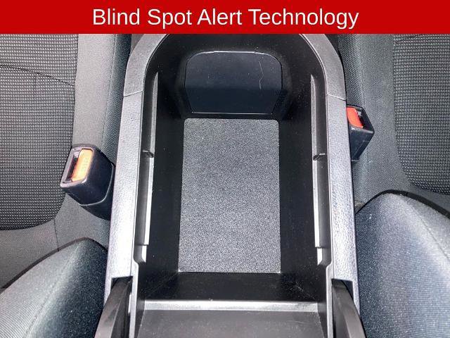 Used 2019 Toyota RAV4 LE w/ Carpet Mat Package AWD/4WD image 12