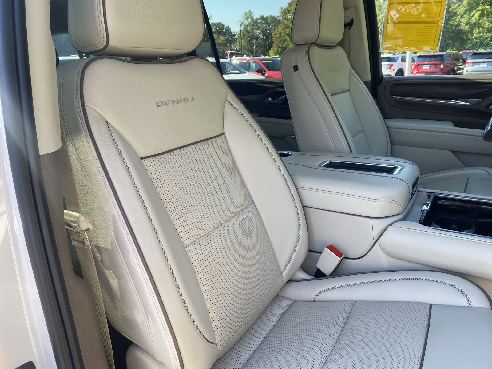 Used 2023 GMC Yukon XL Denali w/ Max Trailering Package AWD/4WD image 28