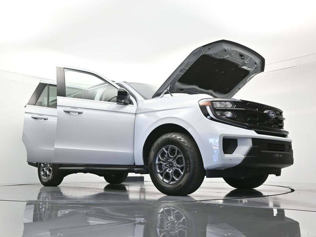 Certified 2025 Ford Expedition Max Active RWD image 51