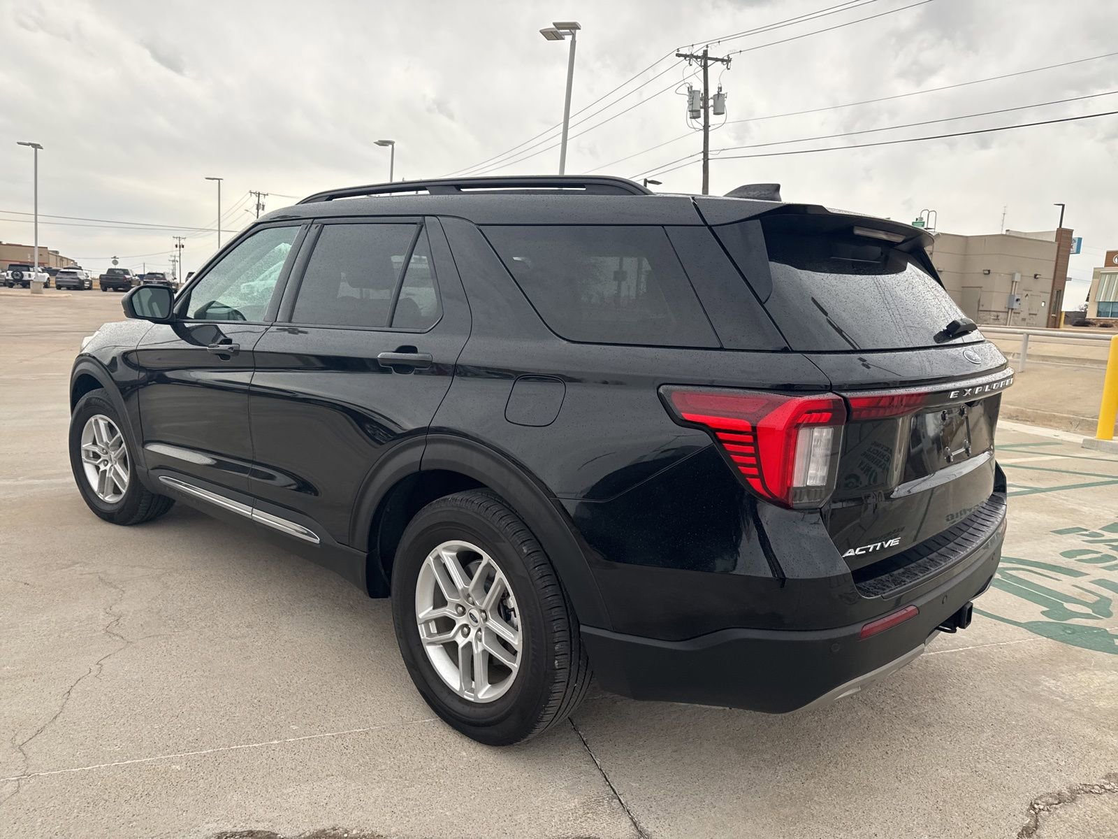 Certified 2025 Ford Explorer Active w/ Active Comfort Package image 5