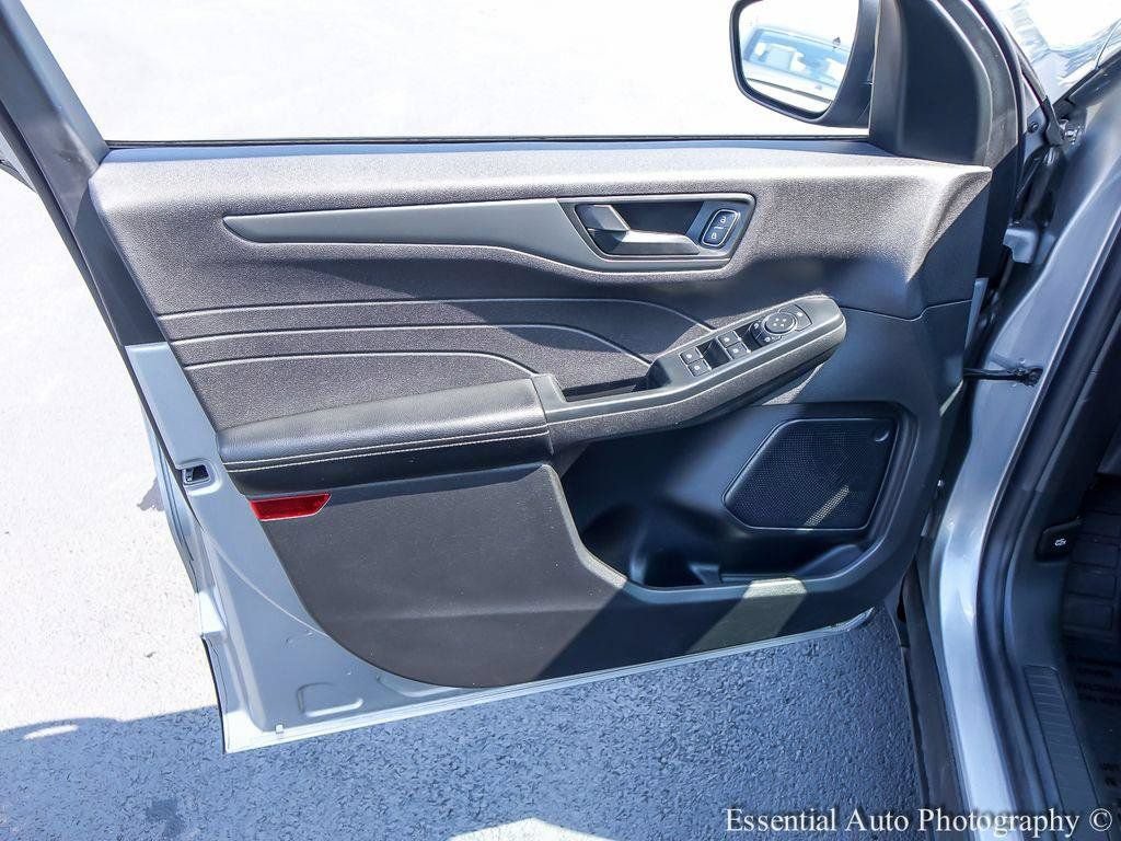 Certified 2024 Ford Escape Active FWD image 21