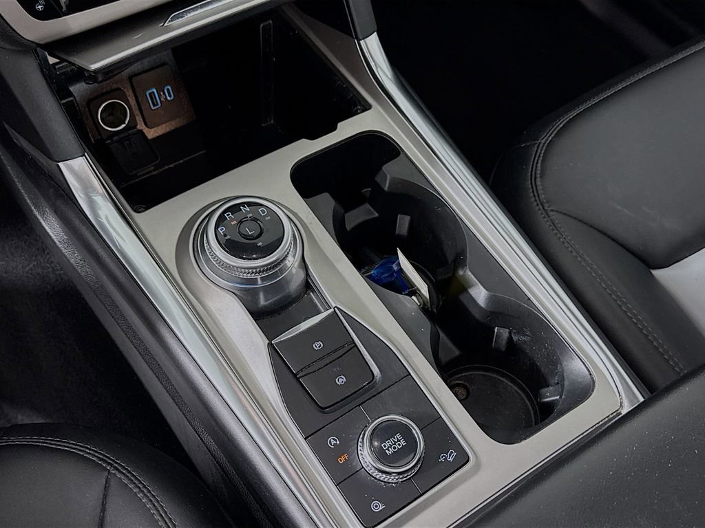 Certified 2023 Ford Explorer XLT w/ Equipment Group 202A image 20