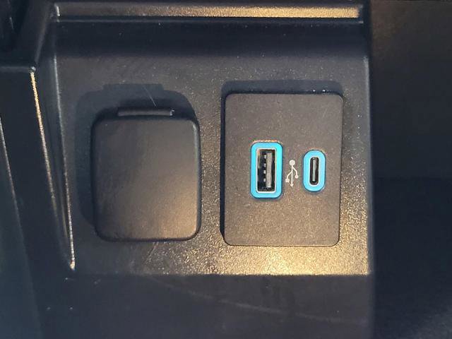 Certified 2021 Ford Explorer Limited w/ Equipment Group 301A image 16