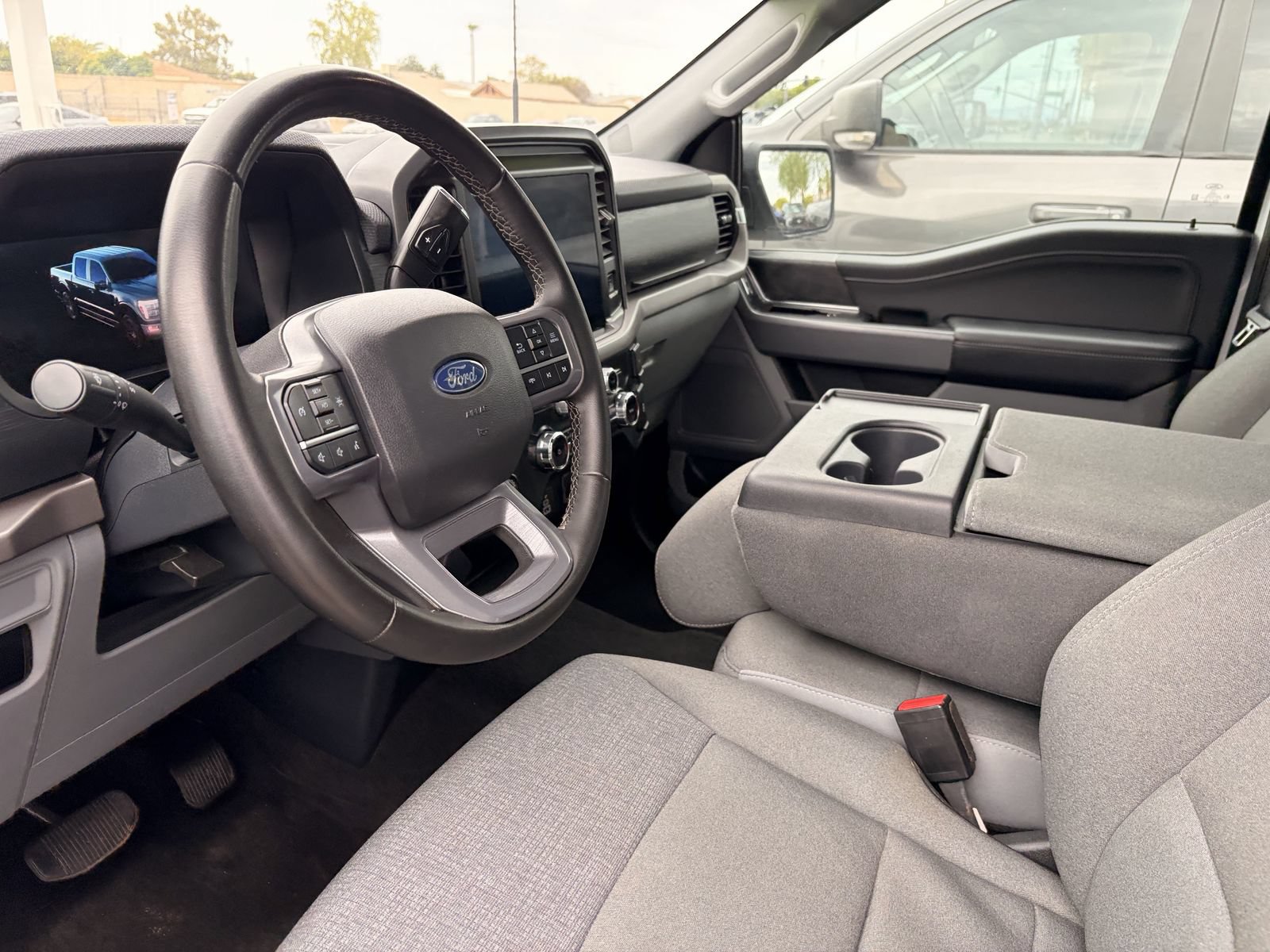 Certified 2025 Ford F150 XLT w/ Equipment Group 301A Standard AWD/4WD image 19