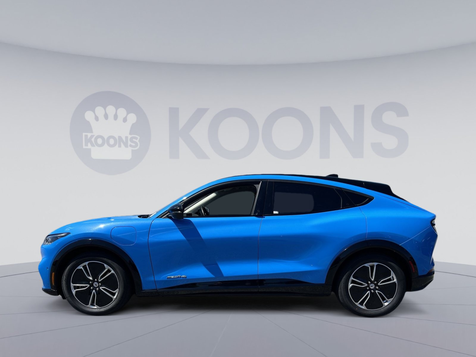 Certified 2023 Ford Mustang Mach-E Premium AWD/4WD image 2
