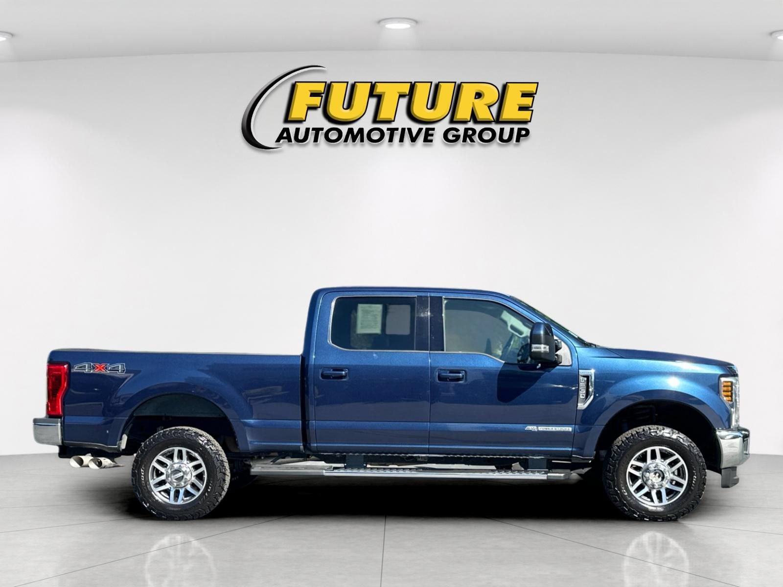 Certified 2018 Ford F250 Lariat w/ Lariat Value Package AWD/4WD image 2