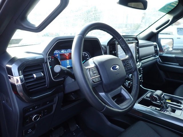 Certified 2022 Ford F150 XLT w/ Equipment Group 302A High image 17