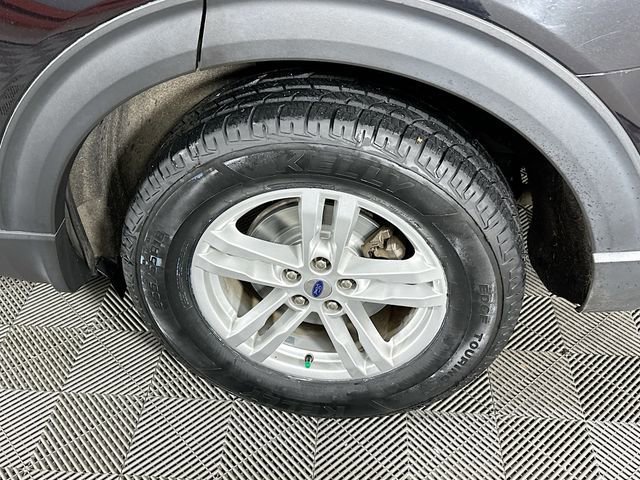 Certified 2022 Ford Explorer XLT w/ Equipment Group 202A image 37