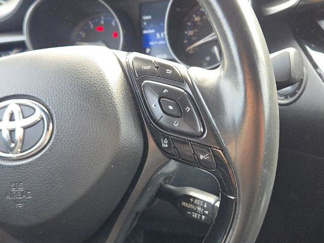 Used 2018 Toyota C-HR XLE image 27