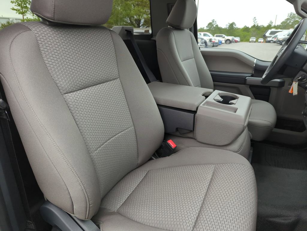 Certified 2022 Ford F350 XLT RWD image 29