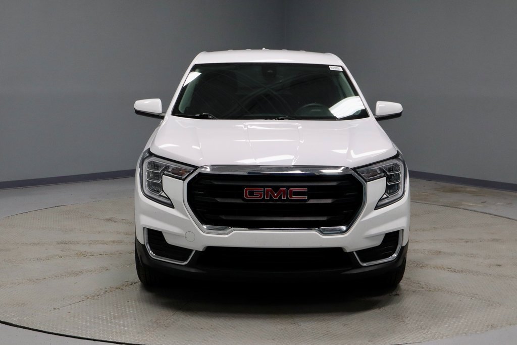 Used 2023 GMC Terrain SLE w/ LPO, Floor Liner Package image 6