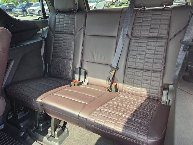 Used 2024 Cadillac Escalade Sport Platinum w/ LPO, ONYX Package AWD/4WD image 14