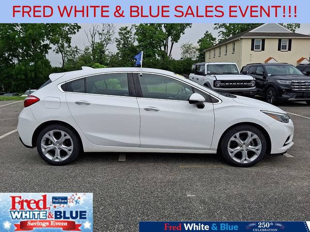 Used 2018 Chevrolet Cruze Premier FWD image 12