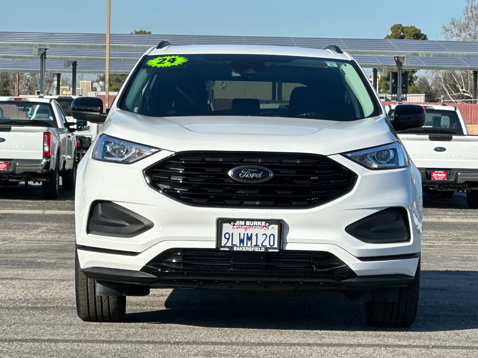 Certified 2024 Ford Edge SE w/ Black Appearance Package image 9
