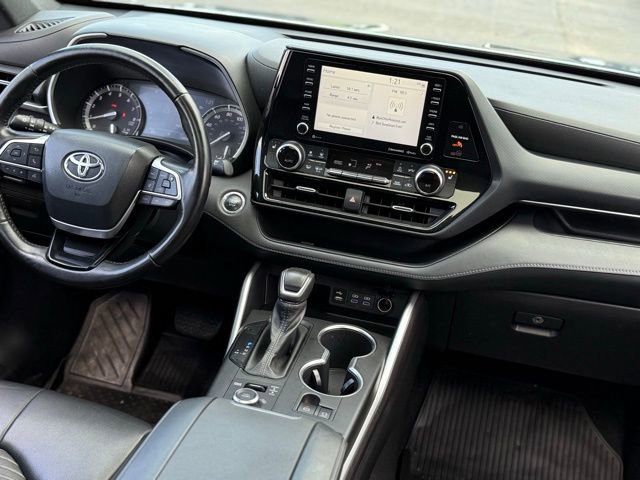 Used 2022 Toyota Highlander XSE image 37