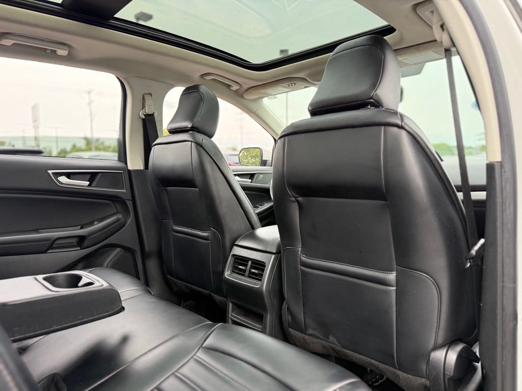 Certified 2024 Ford Edge SEL w/ Convenience Package AWD/4WD image 16