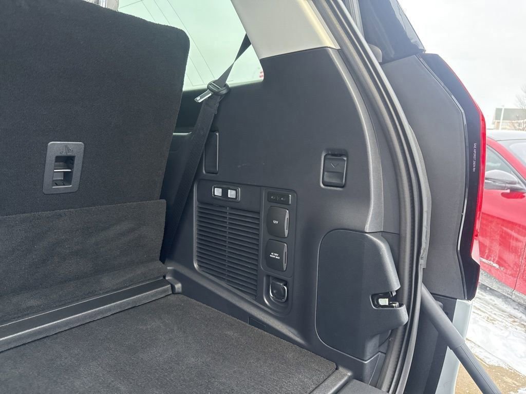 Certified 2025 Ford Expedition Active image 44