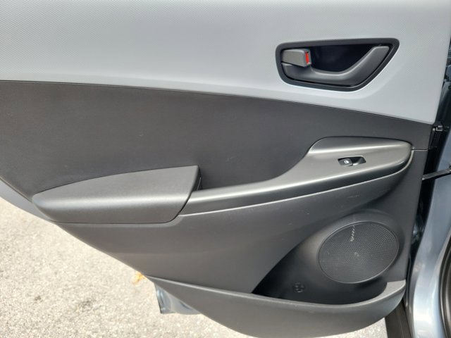 Used 2019 Hyundai Kona SE AWD/4WD image 13