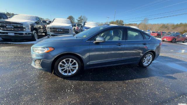 Certified 2019 Ford Fusion SE image 2