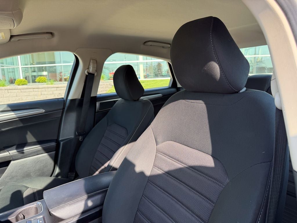 Certified 2020 Ford Fusion SE FWD image 9