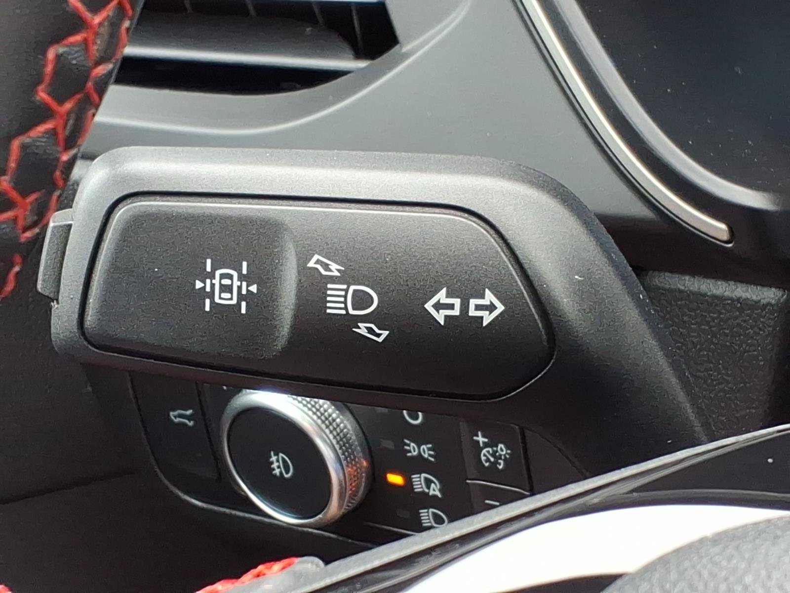 Certified 2021 Ford Escape SEL w/ SEL Stealth AWD Package image 27