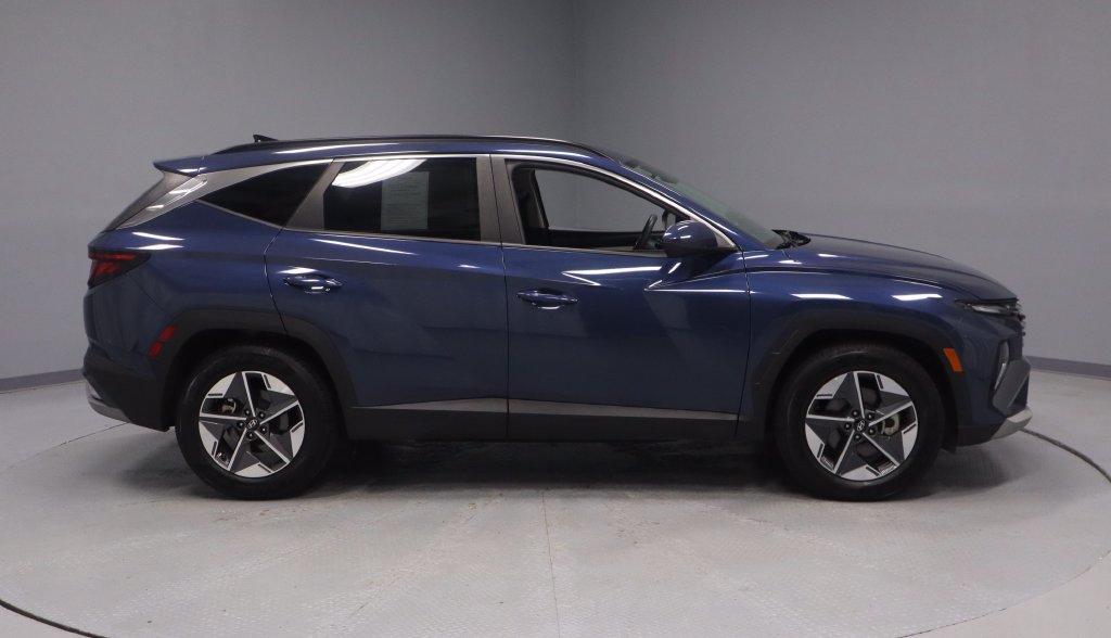 Used 2025 Hyundai Tucson SEL FWD image 8