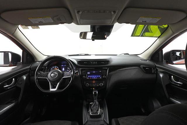 Used 2021 Nissan Rogue Sport SV image 7