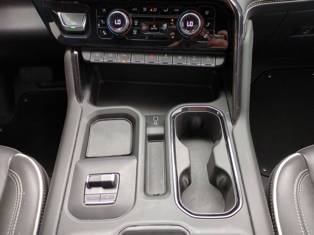 Used 2024 GMC Sierra 2500 AT4X image 19