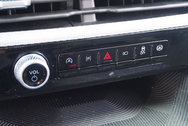 Certified 2025 Ford Explorer Active RWD image 26