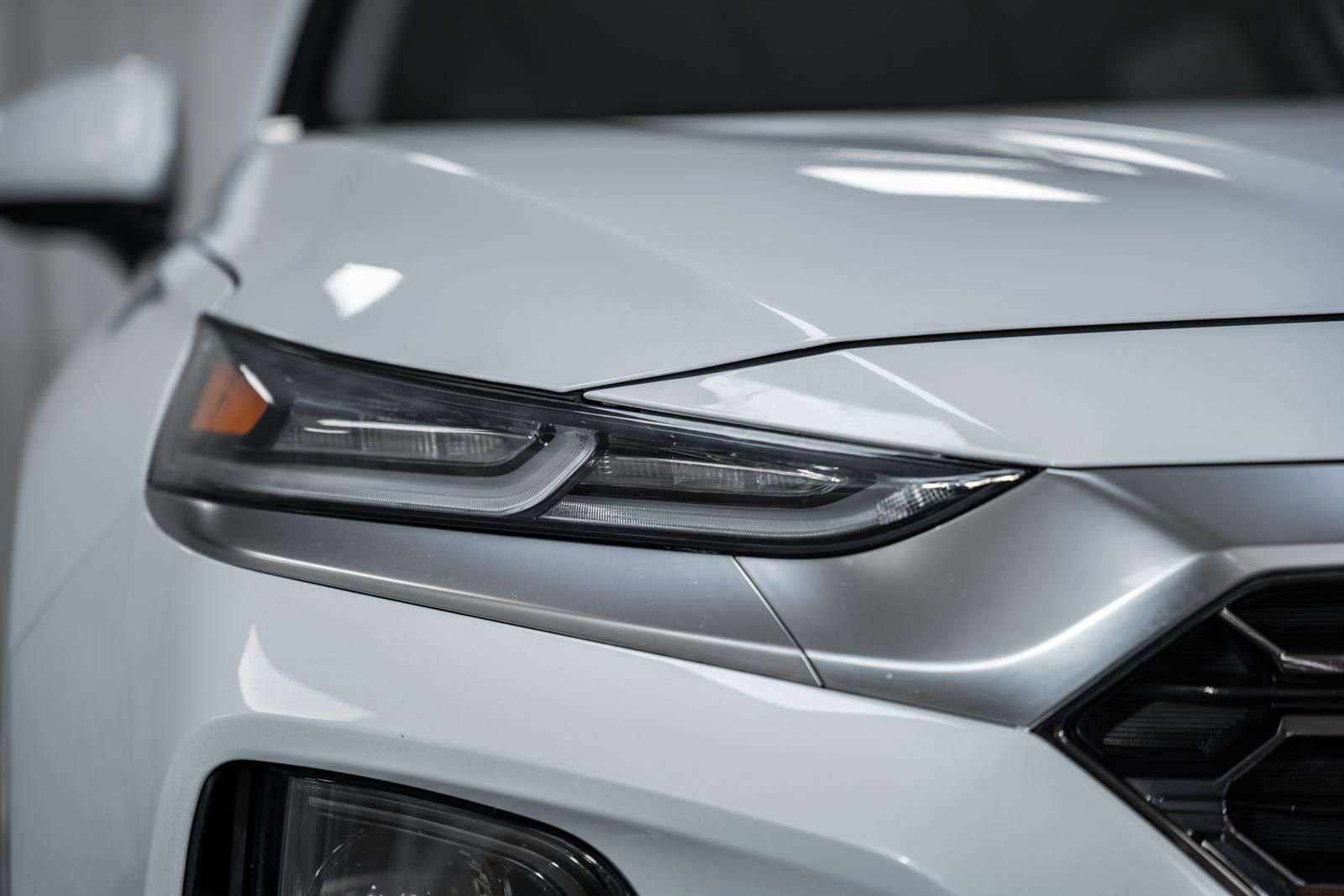 Used 2020 Hyundai Santa Fe SE image 9