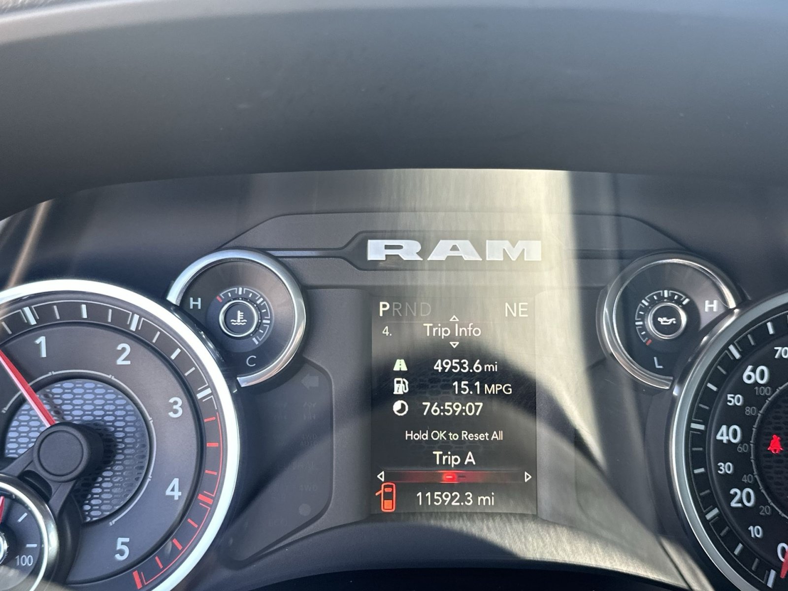 Used 2024 RAM 2500 Tradesman w/ Chrome Appearance Group AWD/4WD image 25